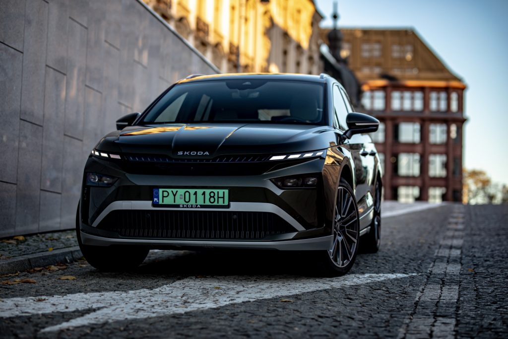 #KobiecymOkiem 10 – Mniej emocji, więcej spokoju – Skoda Enyaq 85x 2025 FL